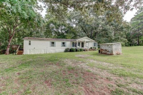 158 Russell Braden Rd, Porterdale, GA 30016-4306