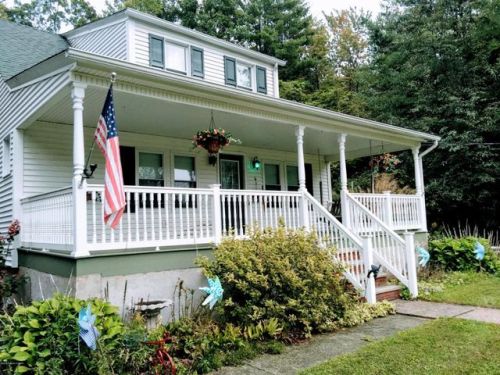 284 Bodle Rd, Pittston, PA 18644-6011