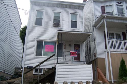 515 Pierce St, Primrose, PA 17901-3429