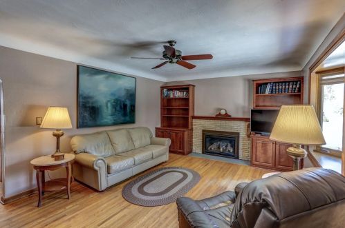 2233 Fernwood St, Saint Paul MN  55113-4311 exterior