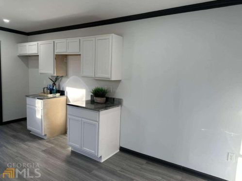 459 Moreland Way, Atlanta GA  30354-1131 exterior