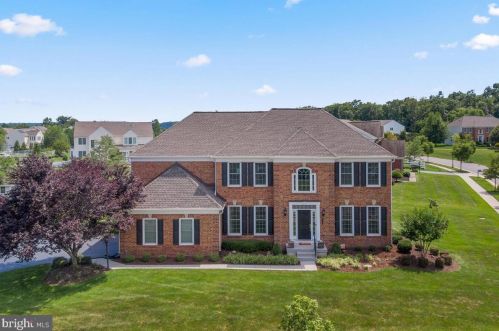 21178 Mill Branch Dr, Leesburg, VA 20175-6369