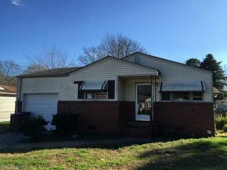 2700 Halsey St, Chesapeake, VA 23324-2939