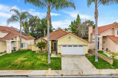 1561 Promontory Ridge Way, Vista, CA 92081-5482