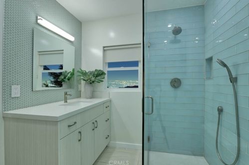3001 Cloudcrest Rd, Glendale CA  91214-1304 exterior