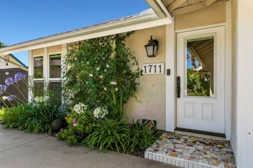 1711 Catalpa Rd, Carlsbad, CA 92011-5107