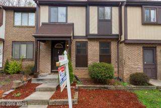 5833 Oak Ladder Ct, Springfield, VA 22015-2327