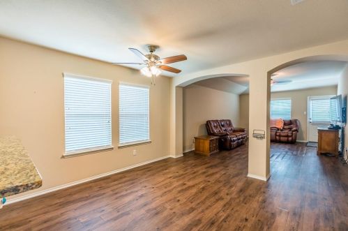 1307 Savannah Ridge Dr, Princeton TX 75407 exterior