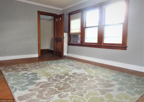 271 Clarence St, Saint Paul MN  55106-6514 exterior
