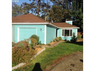 423 34th Cir, Wood Village, OR 97060-2580