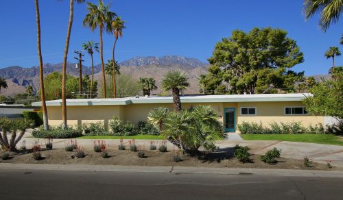 425 Monterey Rd, Palm Springs, CA 92262-6566