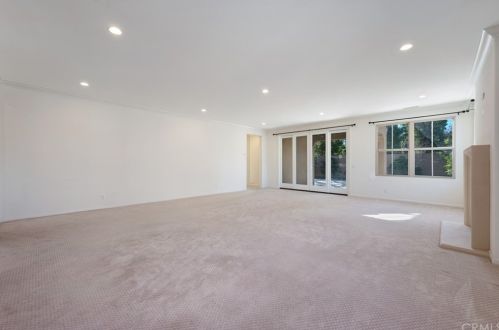 48 Twin Gables, Irvine CA  92620-3506 exterior