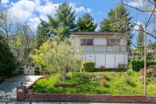 2127 Erin Way, Glendale, CA 91206-1018