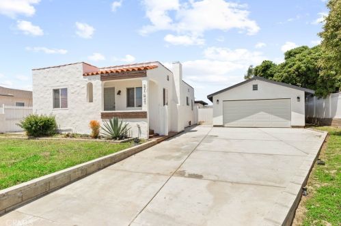 2103 162nd St, Torrance, CA 90504-1610