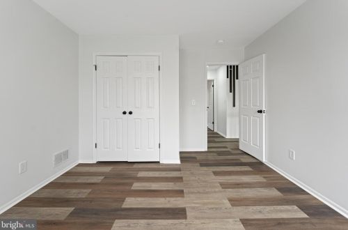 61 Andover Way, Trenton NJ  08610-1201 exterior