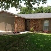 7415 Ashcrest Ln, Dallas TX  75249-1102 exterior