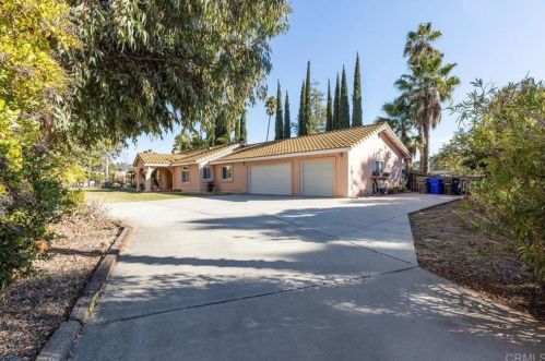 5431 Lilac Rd, Bonsall, CA 92003-3726