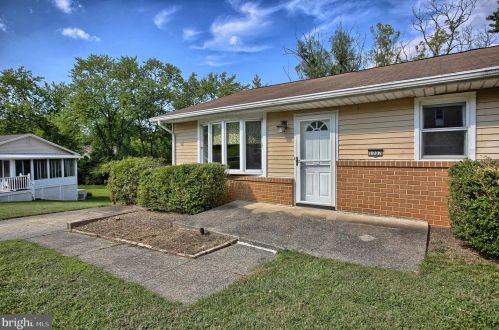 1007 Topview Dr, Harrisburg, PA 17112-2965