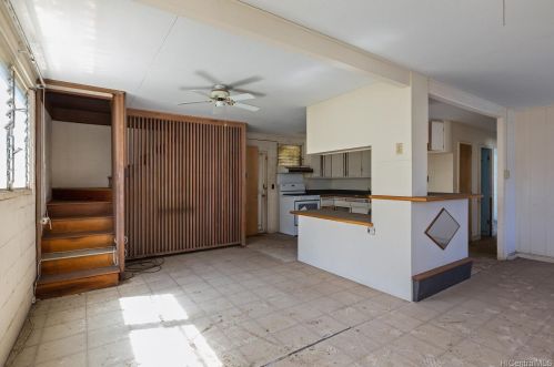 1428 Pua Ln, Honolulu, HI 96817-3535
