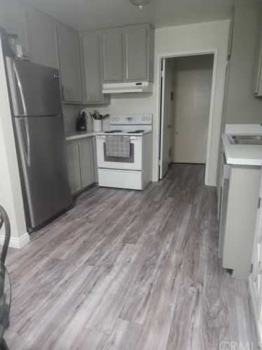 1725 Rainwood Cir, Anaheim, CA 92807-1322