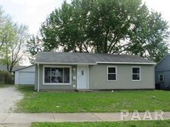 1819 Victoria Dr, Pekin, IL 61554-1957