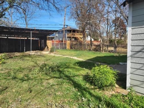 3411 Mclean St, Fort Worth TX  76103-2507 exterior