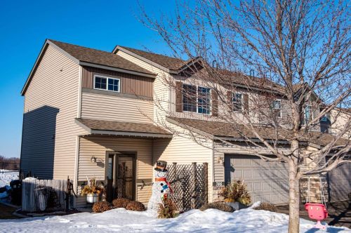 746 31st St, Hastings, MN 55033-3929