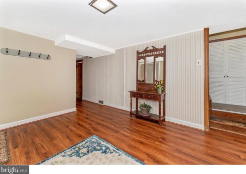 6819 Vale Summit Ln, Middletown MD  21769-6637 exterior