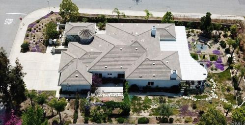 7565 Sun Blossom Ct, Riverside CA  92508-6627 exterior