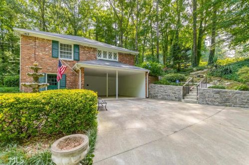2408 Meadow Lark Dr, Atlanta GA  30344-4026 exterior