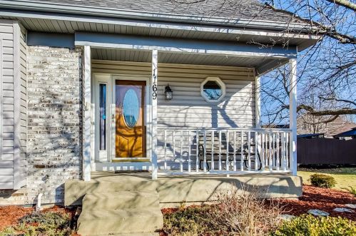1169 Dovercliff Way, Bull Valley IL  60014-1803 exterior