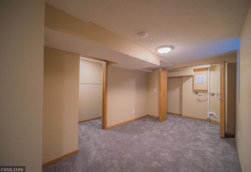 9 Acker St, Saint Paul MN  55117-5508 exterior