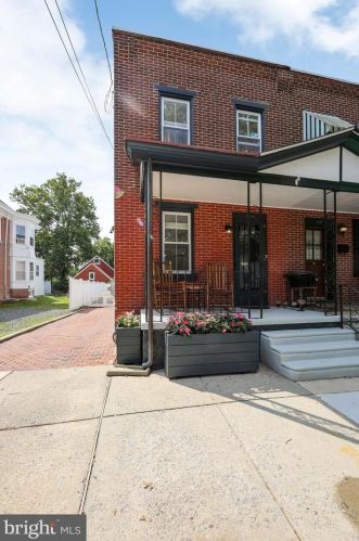 124 Fowler Ave, Haddonfield NJ  08033-1337 exterior