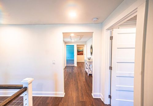 934 Burns Dr, Atlanta GA  30310-4632 exterior