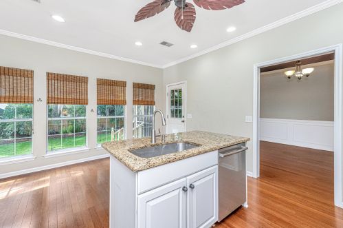 1833 Smokerise Way, Mount Pleasant SC  29466-8634 exterior