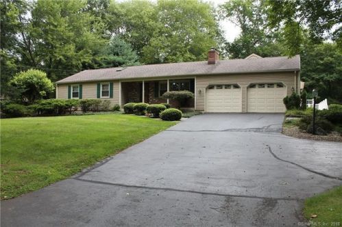 160 High Hill Rd, Wallingford, CT 06492-1934