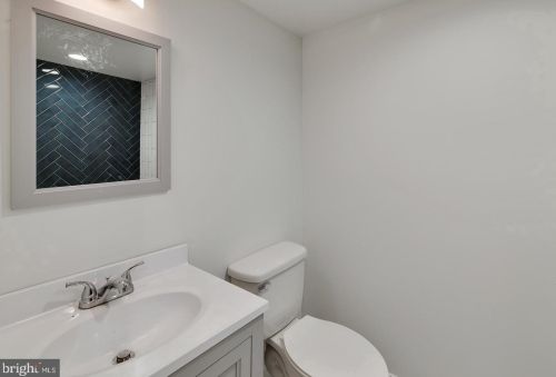 2144 8th St, Philadelphia PA  19122-1312 exterior