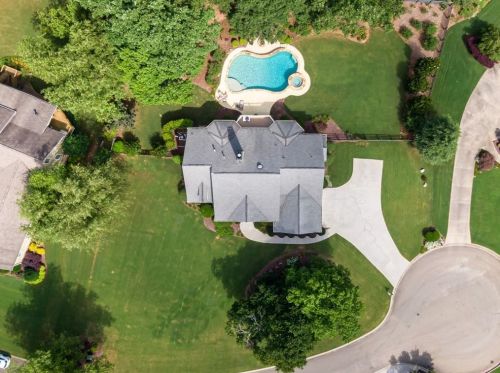 207 Meadow Ridge Ct, Holly Springs, GA 30115-6624