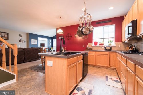 479 Prospect Hl Blvd, Charles Town WV 25414-5498 exterior