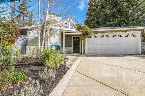 53 Parklane Dr, Orinda, CA 94563-3236