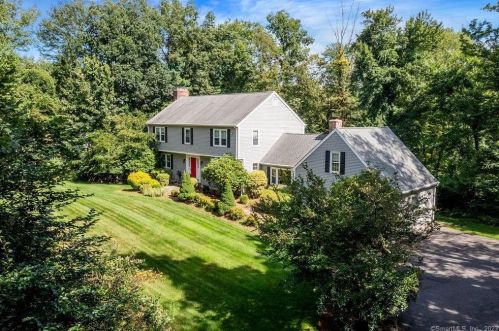 9 Langner Ln, Wilton, CT 06897-2628
