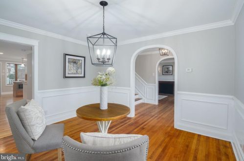 450 Elm Ave, Tavistock NJ  08033-2645 exterior