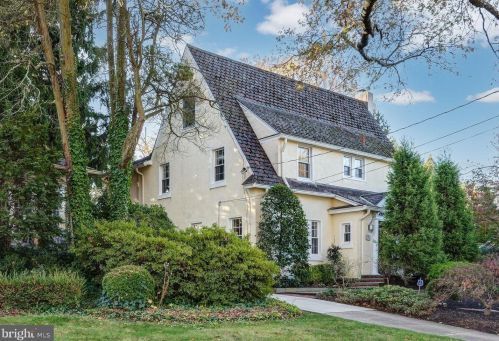 116 Jefferson Ave, Tavistock, NJ 08033-3412