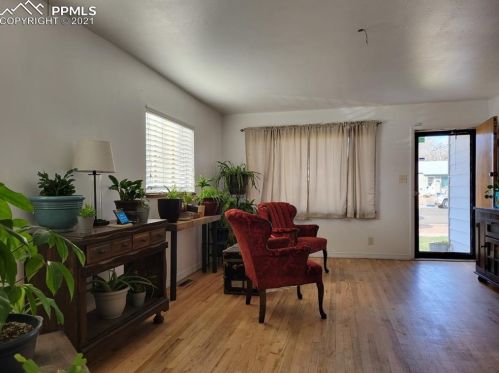 2616 Grand Ave, Pueblo, CO 81003-2452