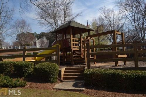 1609 Brentwood Xing, Conyers, GA 30013-2195