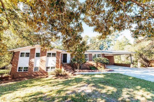 323 Forest Hill Dr, Warner Robins, GA 31088-4111