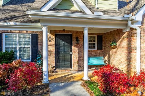 180 Carriage Cir, Stockbridge, GA 30281-1331