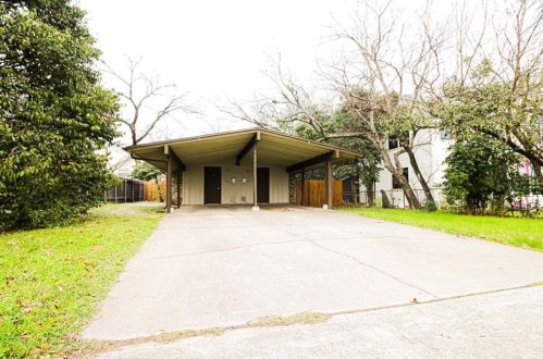 302 51st St, Austin TX  78751-1903 exterior