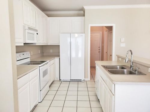 5805 Blackmon Ct, Fort Worth TX  76137-3778 exterior