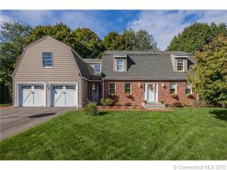 5 Old Mill Rd, Hartford, CT 06109-3637